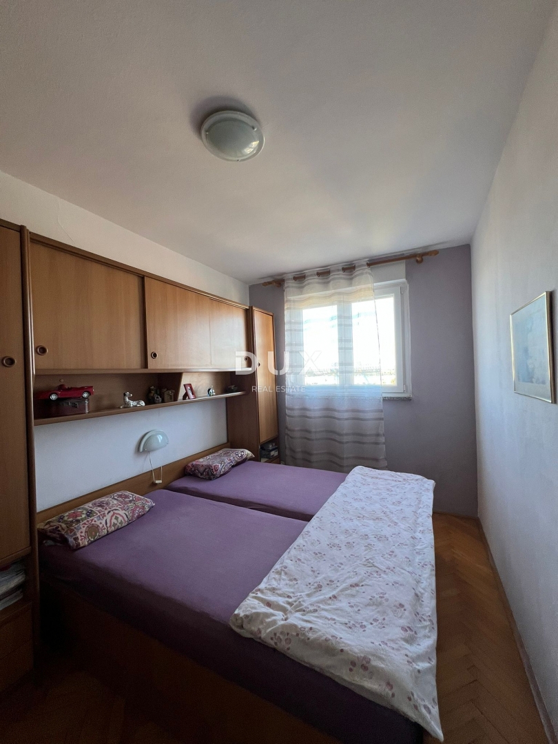 ISTRA, PULA - Stanovanje v 12. nadstropju s panoramskim razgledom na najbolj iskani lokaciji v Pulju!