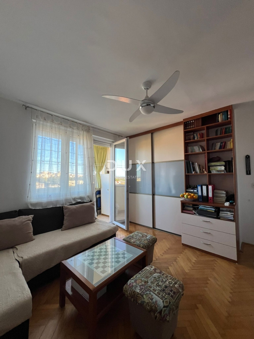 ISTRA, PULA - Stanovanje v 12. nadstropju s panoramskim razgledom na najbolj iskani lokaciji v Pulju!