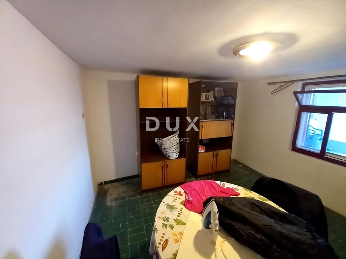 ISTRA, CEROVLJE - Samostojna hiša s panoramskim razgledom