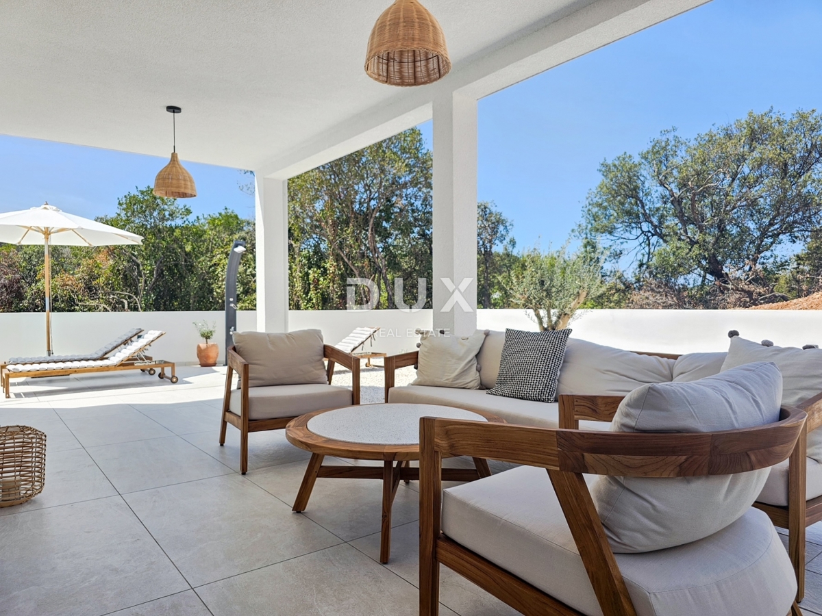 DUGI OTOK, ŽMAN - luksuzna vila z bazenom in ločenim apartmajem