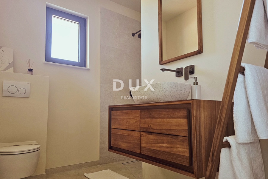 DUGI OTOK, ŽMAN - luksuzna vila z bazenom in ločenim apartmajem