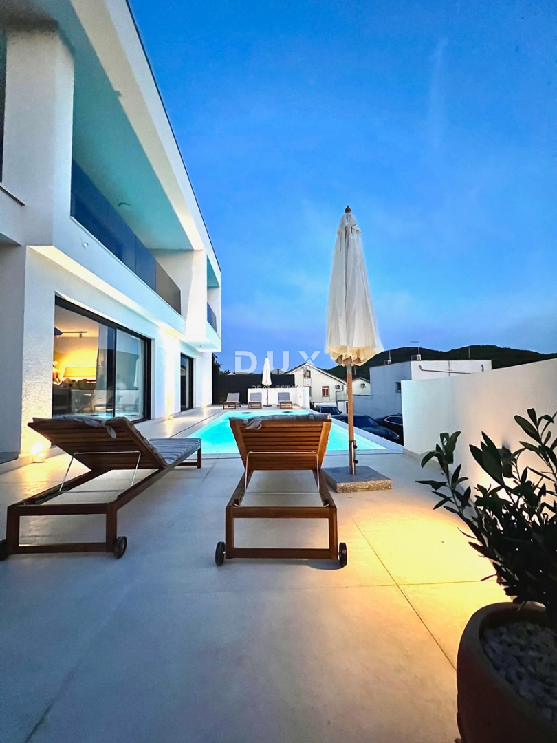 DUGI OTOK, ŽMAN - luksuzna vila z bazenom in ločenim apartmajem