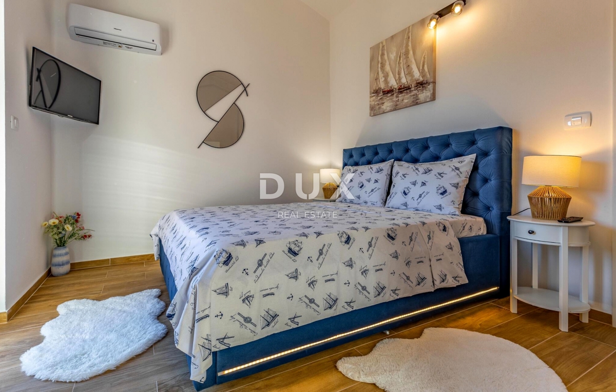 ISTRA, MARČANA - Hiša z bazenom na robu vasi