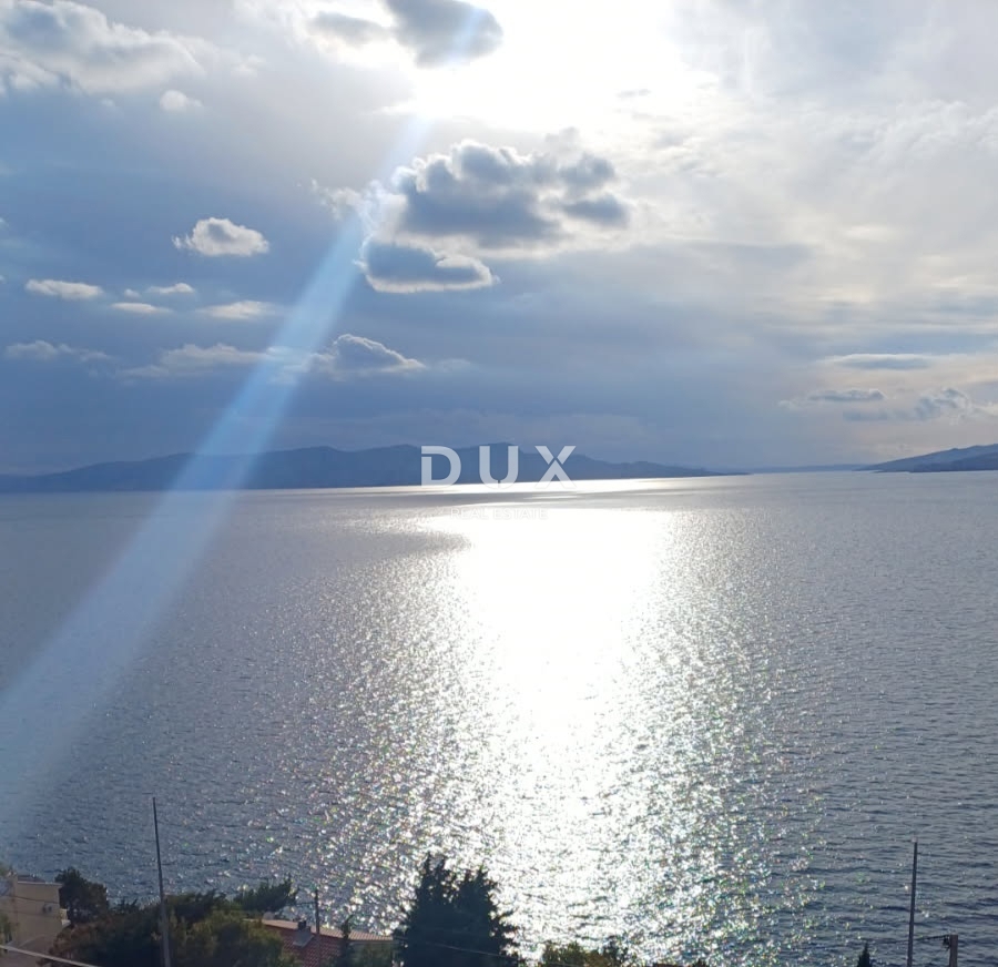 SENJ - privlačen studio apartma, balkon, pogled na morje