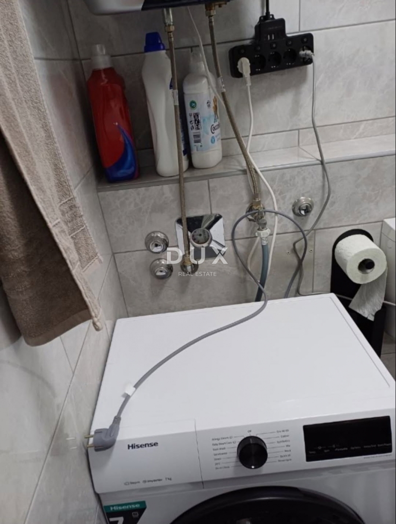 SENJ - privlačen studio apartma, balkon, pogled na morje