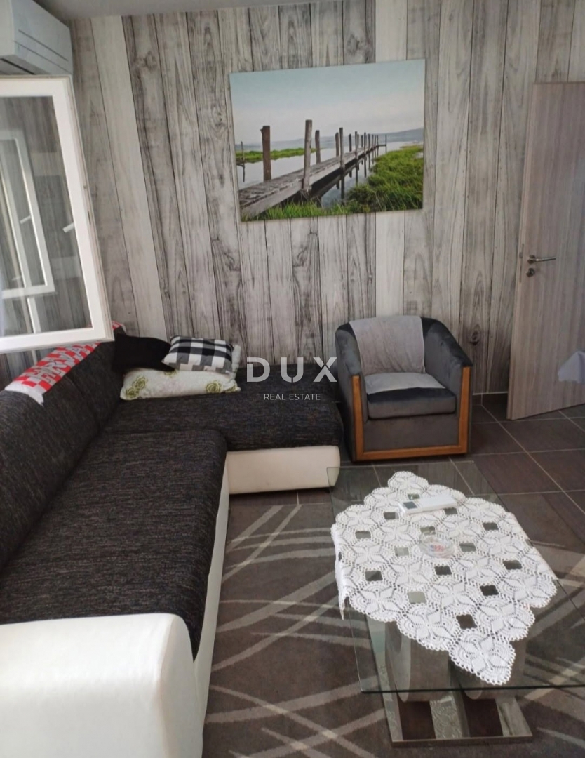 SENJ - privlačen studio apartma, balkon, pogled na morje