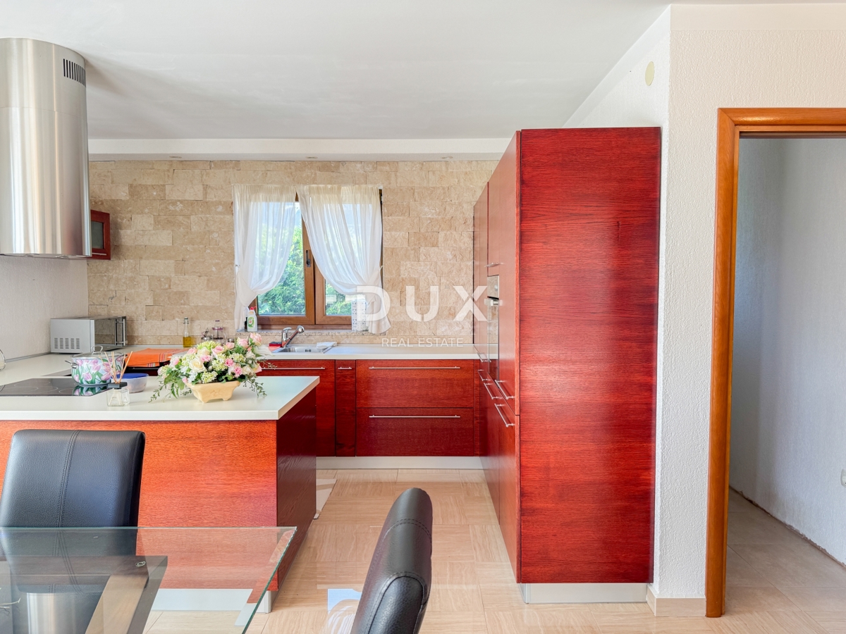 Hiša Poljane, Opatija - Okolica, 120m2