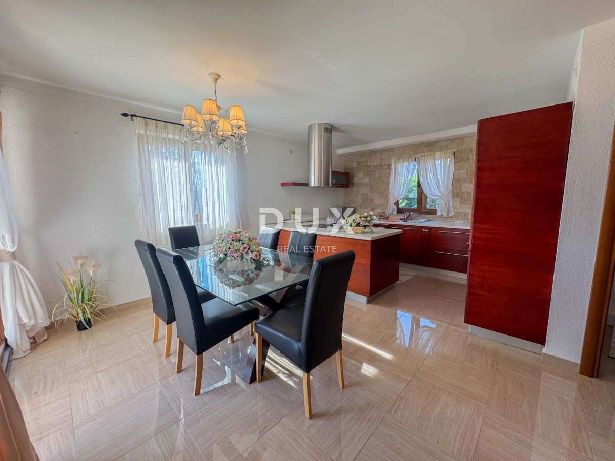 Hiša Poljane, Opatija - Okolica, 120m2