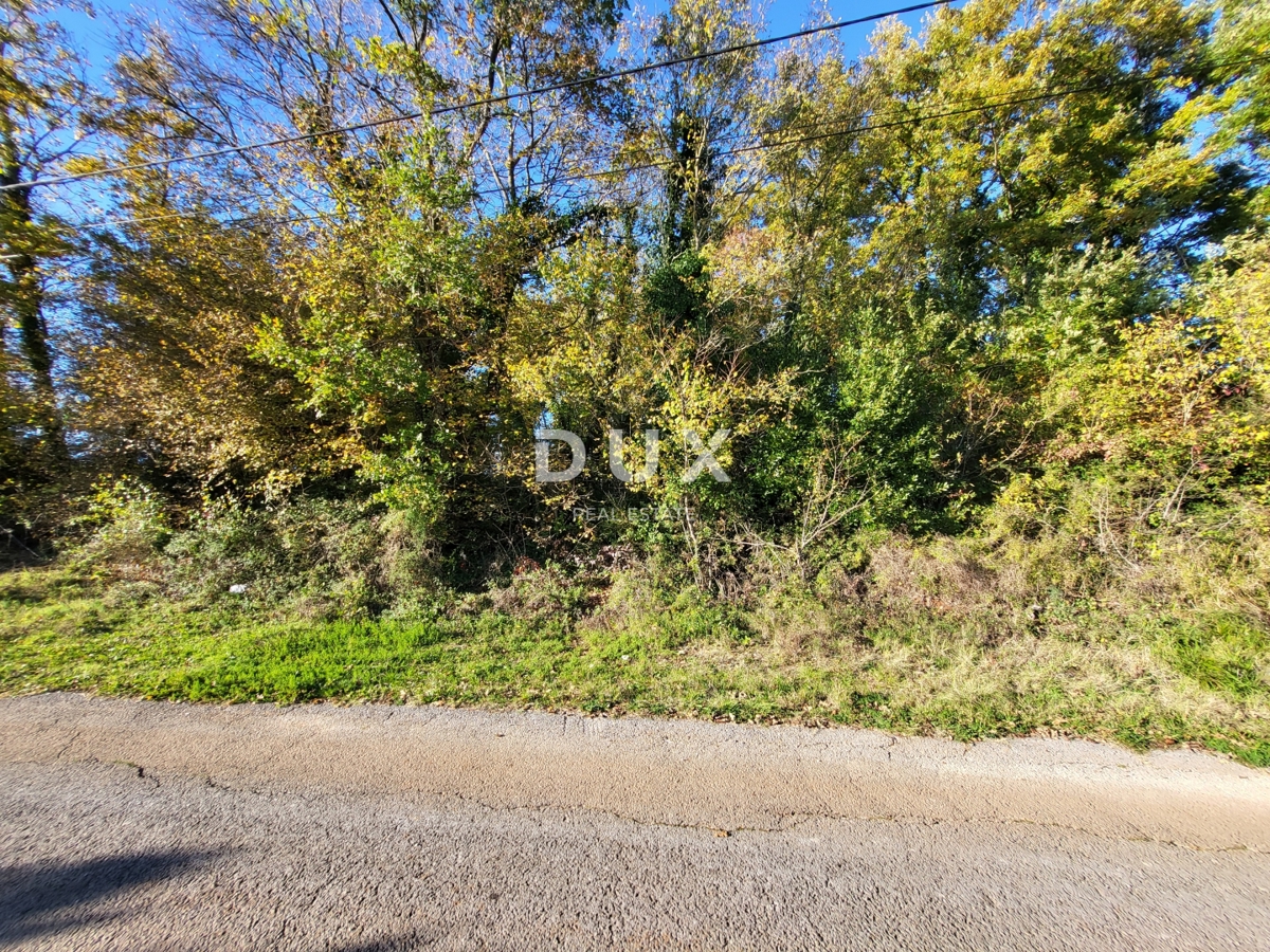 Zemljišče Barban, 791m2