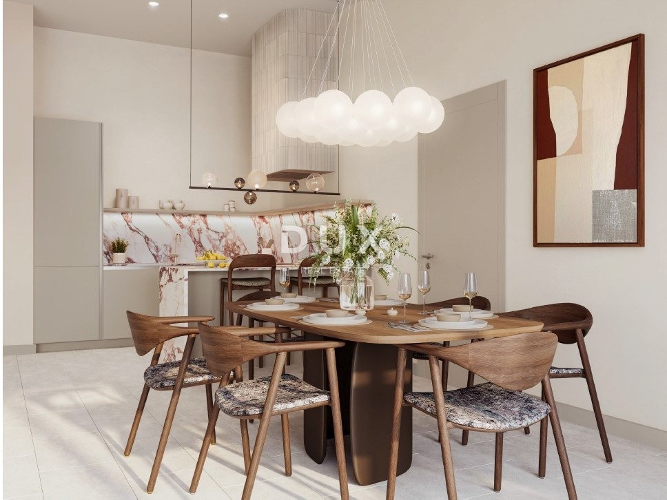 NOVI VINODOLSKI - penthouse prva vrsta ob morju s hotelsko ponudbo