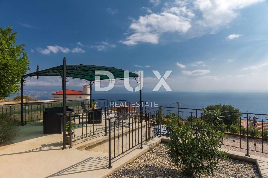 LOVRAN, LIGANJ - Hiša z vrhunskim vrtom in panoramskim pogledom na morje