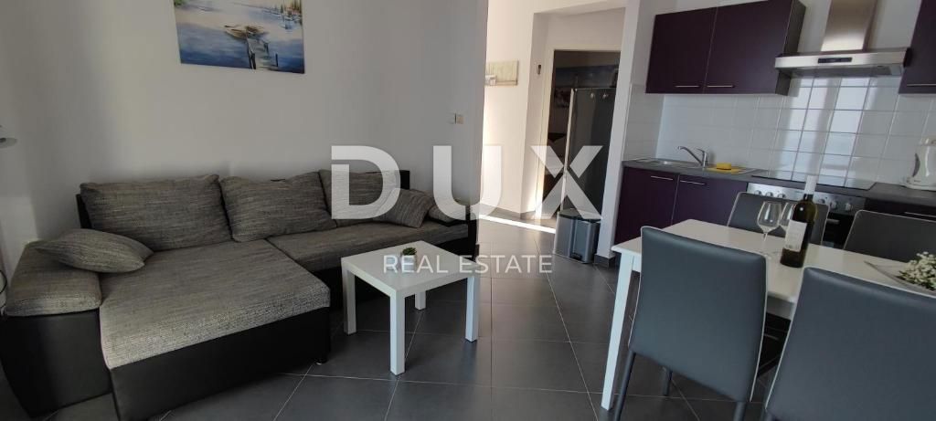 LOVRAN, LIGANJ - Hiša z vrhunskim vrtom in panoramskim pogledom na morje