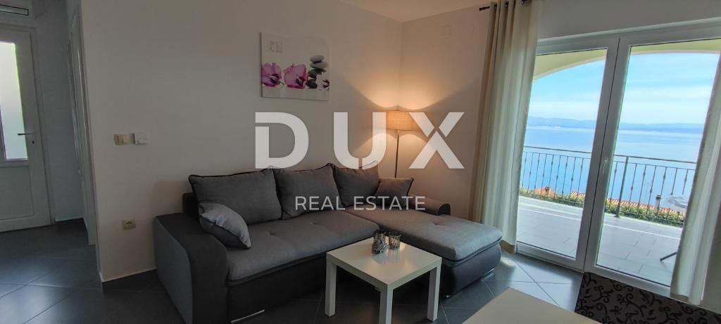 LOVRAN, LIGANJ - Hiša z vrhunskim vrtom in panoramskim pogledom na morje