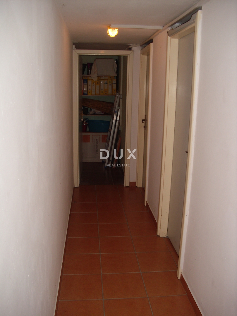 OTOK KRK, MESTO KRK - 62 m2 dvosobno stanovanje 500 m od morja