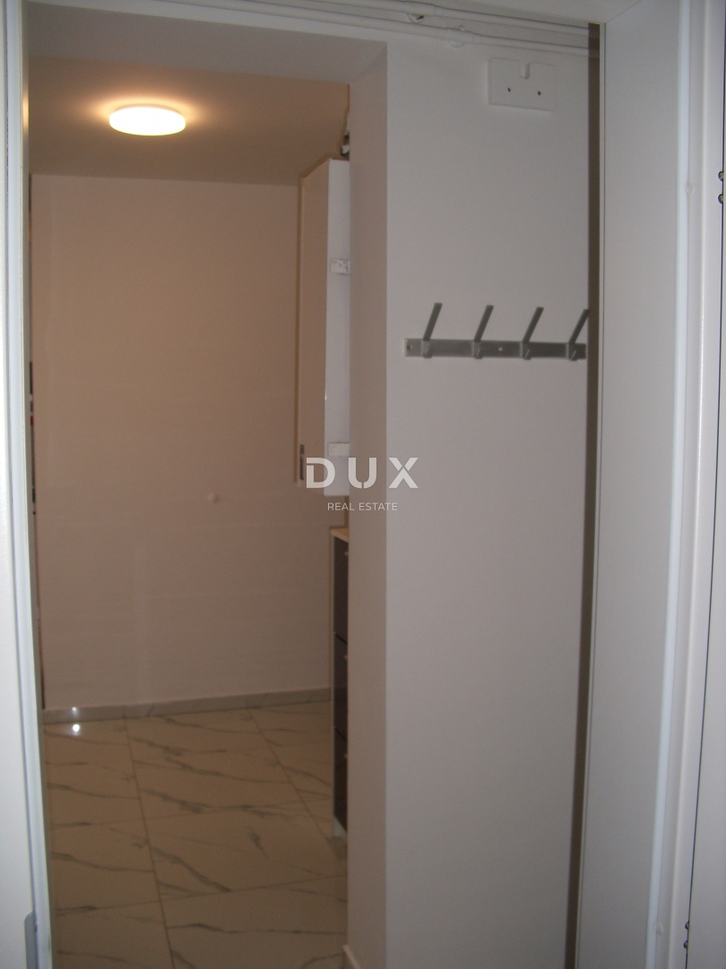 OTOK KRK, MESTO KRK - 62 m2 dvosobno stanovanje 500 m od morja