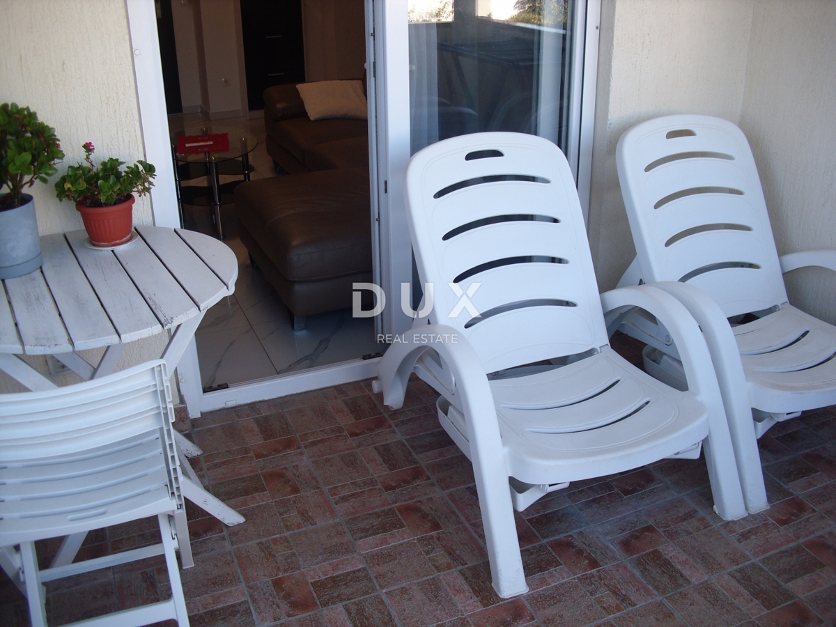 OTOK KRK, MESTO KRK - 62 m2 dvosobno stanovanje 500 m od morja