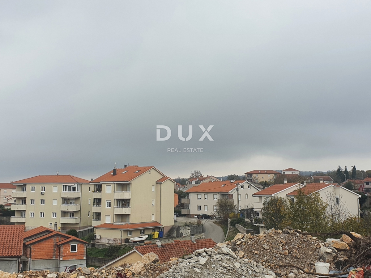 VIŠKOVO, MARČELJI - zemljišče z dovoljenjem za stanovanjsko stavbo s 6 stanovanji