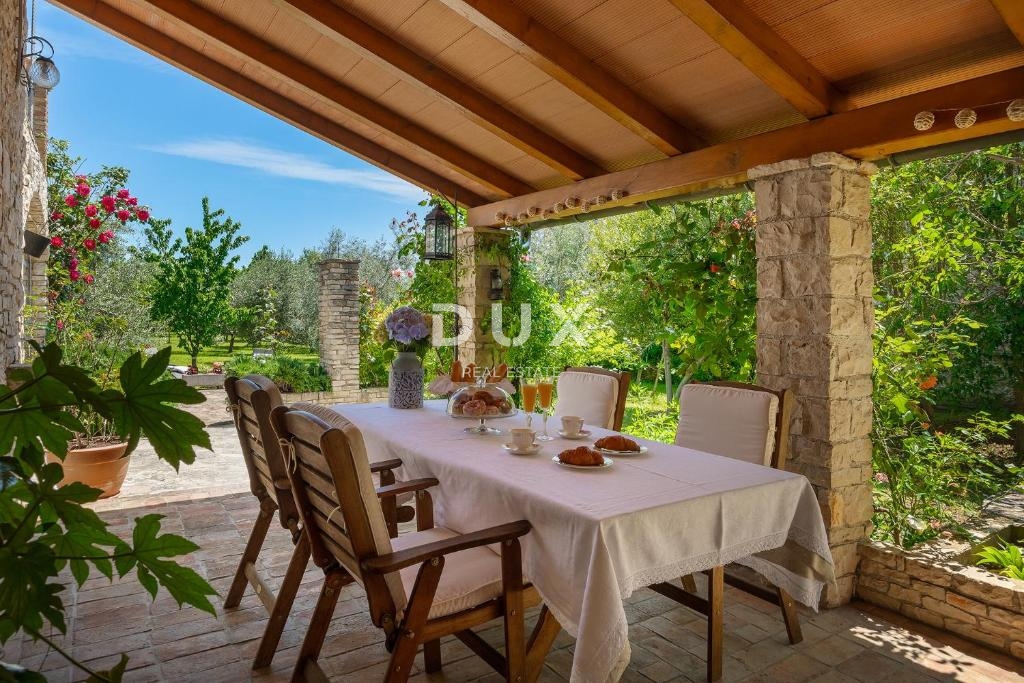 Hiša Svetvinčenat, 180m2