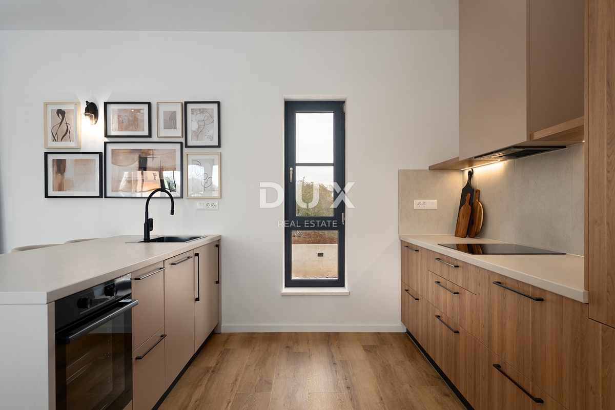 ISTRA, ŽMINJ - Čarobna enonadstropna hiša v zasebnem kompleksu!