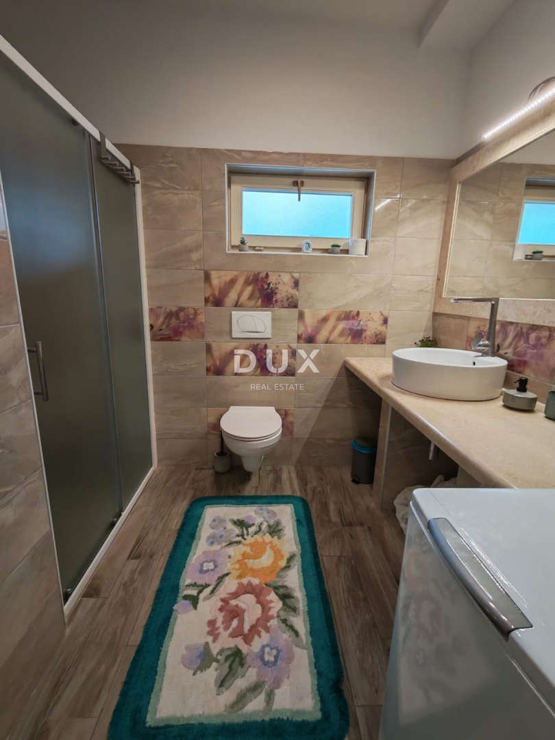 ISTRA, ROVINJ - Apartma 1. vrsta do morja!