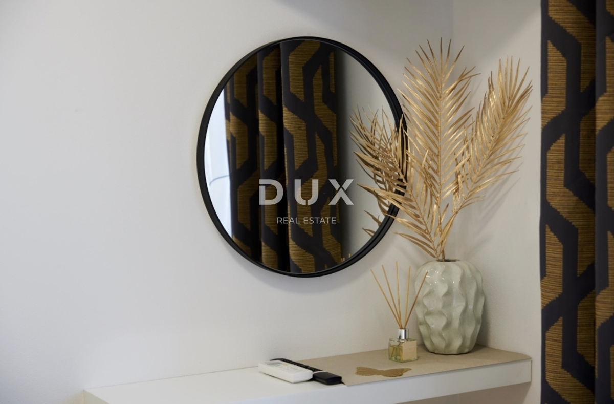 ISTRA, LOBORIKA - Hiša z bazenom v bližini Pule!