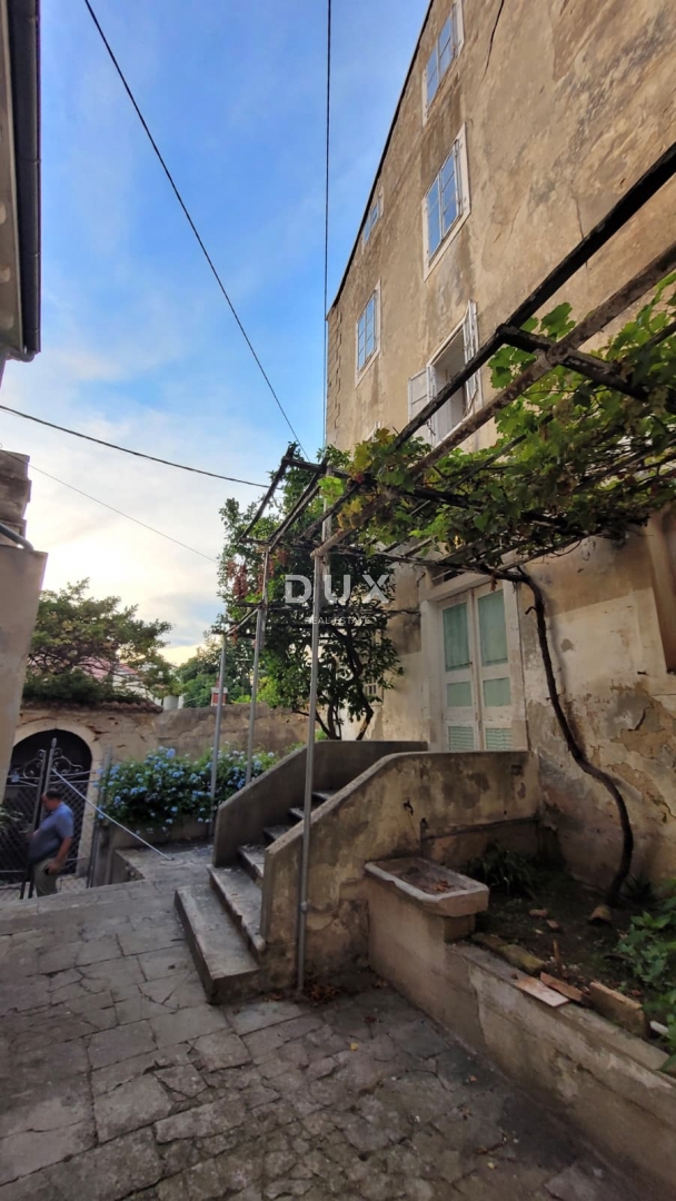 Hiša Mali Lošinj, 450m2