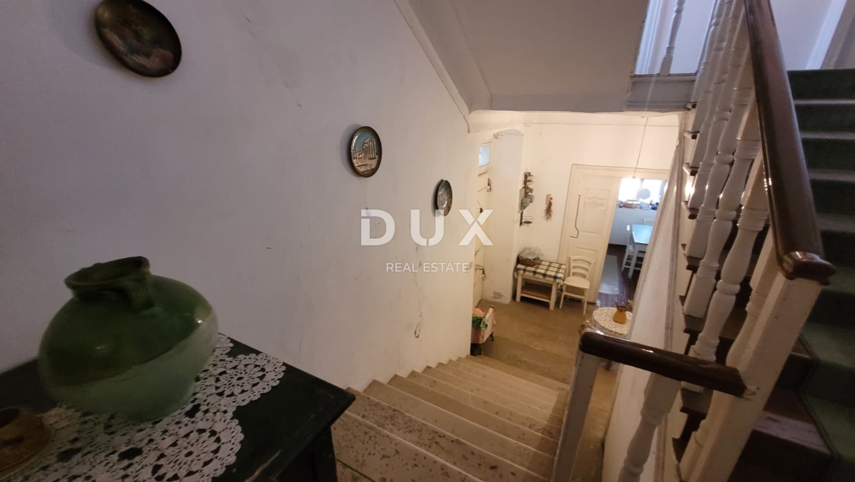 Hiša Mali Lošinj, 450m2