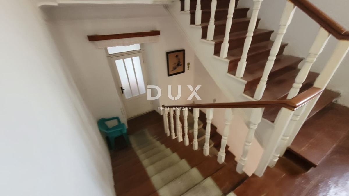 Hiša Mali Lošinj, 450m2