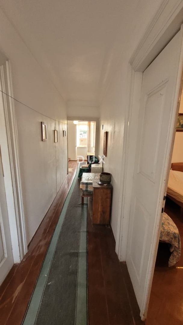 Hiša Mali Lošinj, 450m2