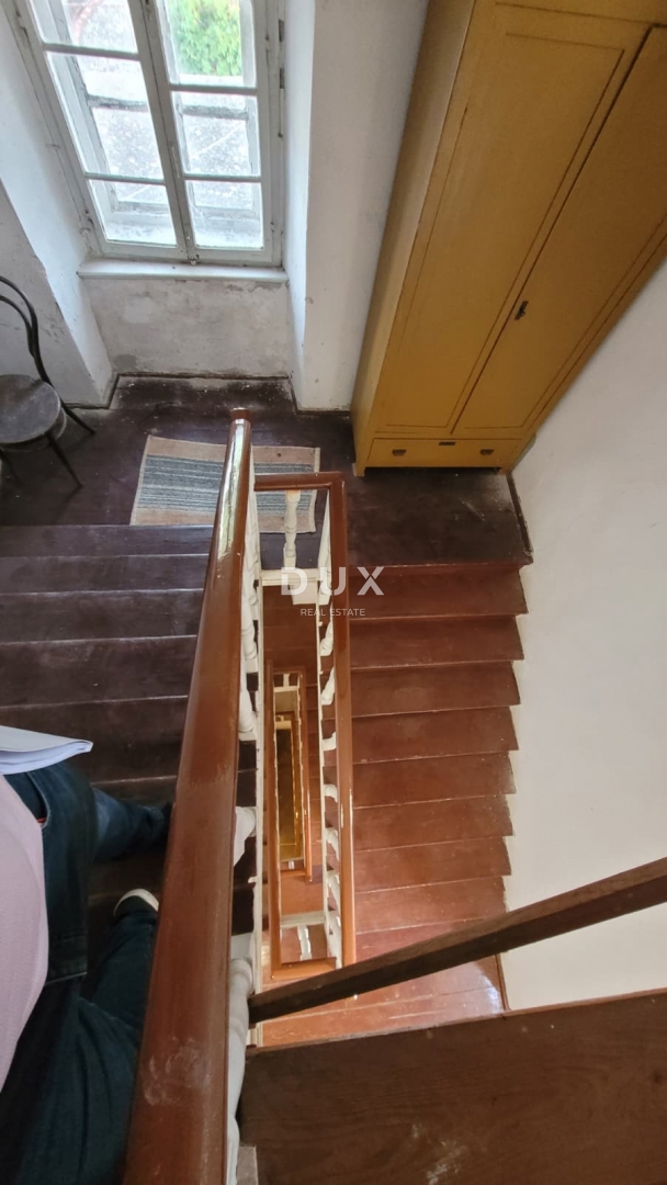 Hiša Mali Lošinj, 450m2