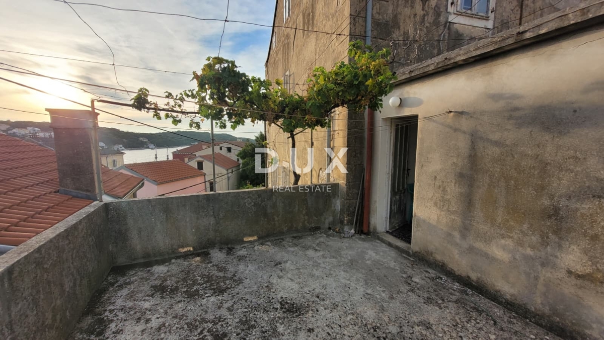 Hiša Mali Lošinj, 450m2