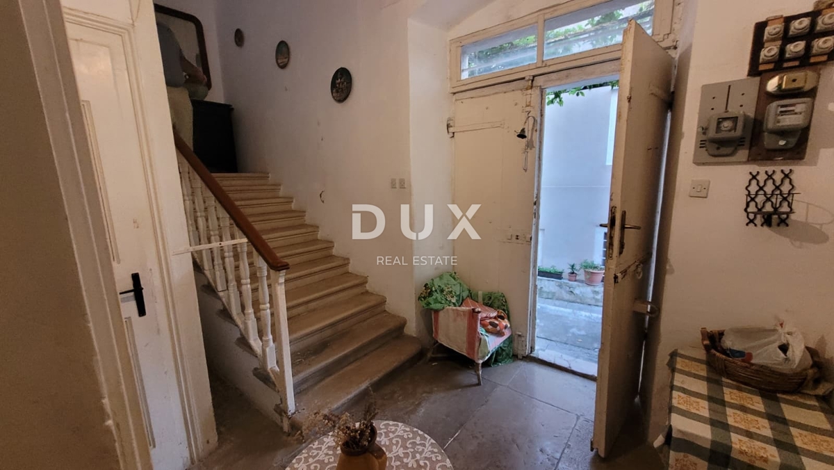 Hiša Mali Lošinj, 450m2