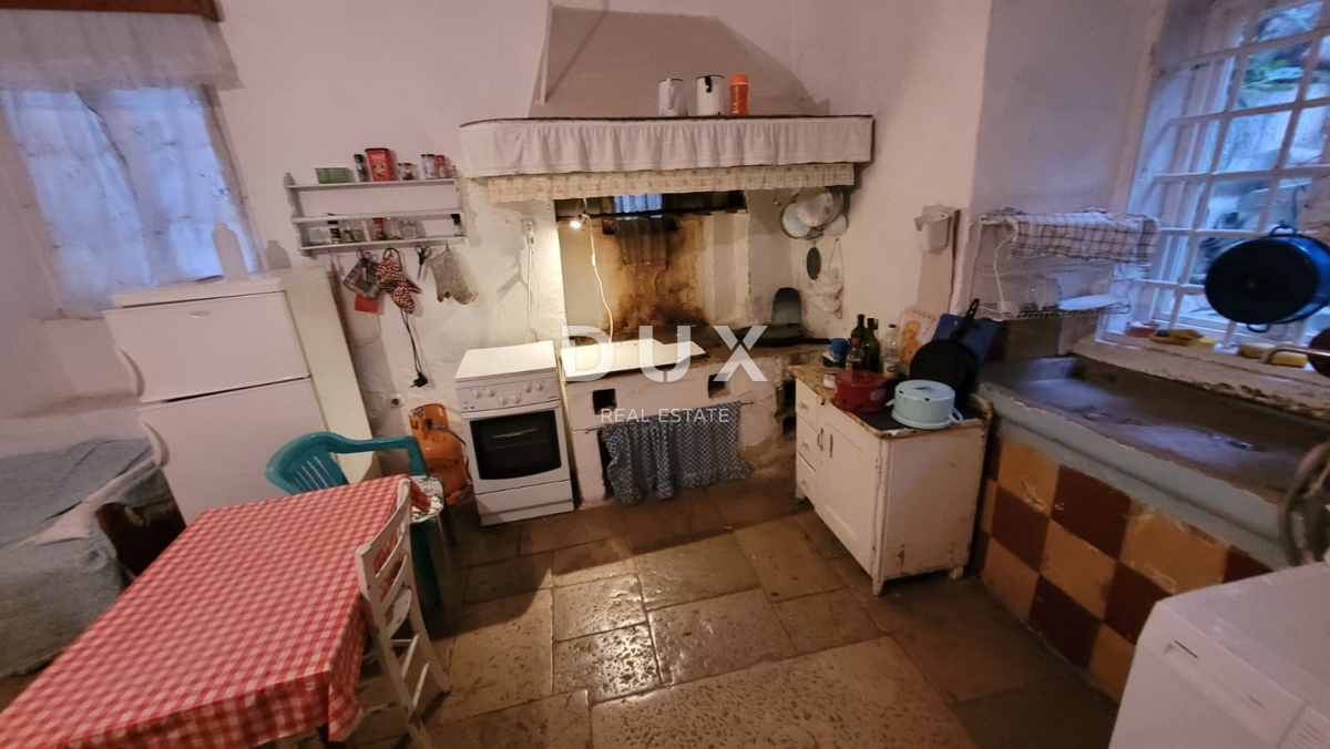 Hiša Mali Lošinj, 450m2