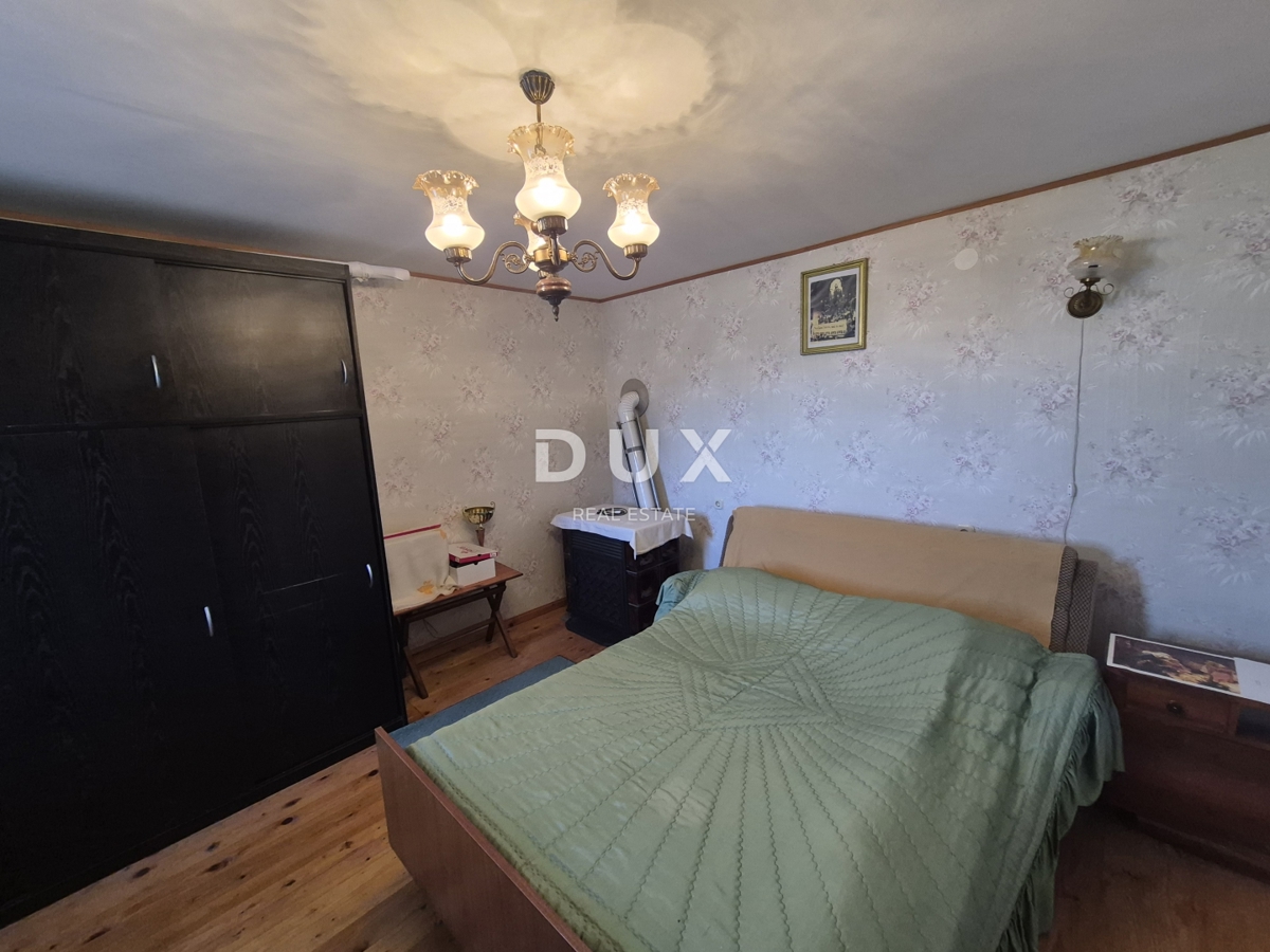 GORSKI KOTAR, FUŽINE, LIČ - veliko družinsko posestvo z dvema hišama in garažo, znižana cena, priložnost!