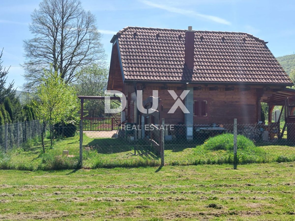 OTOČAC, LIČKO LEŠČE - Idilična hiša z bazenom