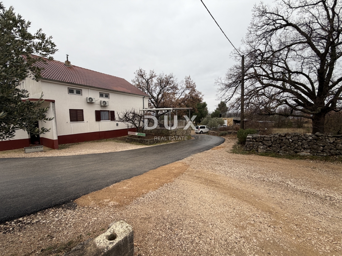 ZADAR, MASLENICA - Gradbeno zemljišče 1260m² - na odlični lokaciji!