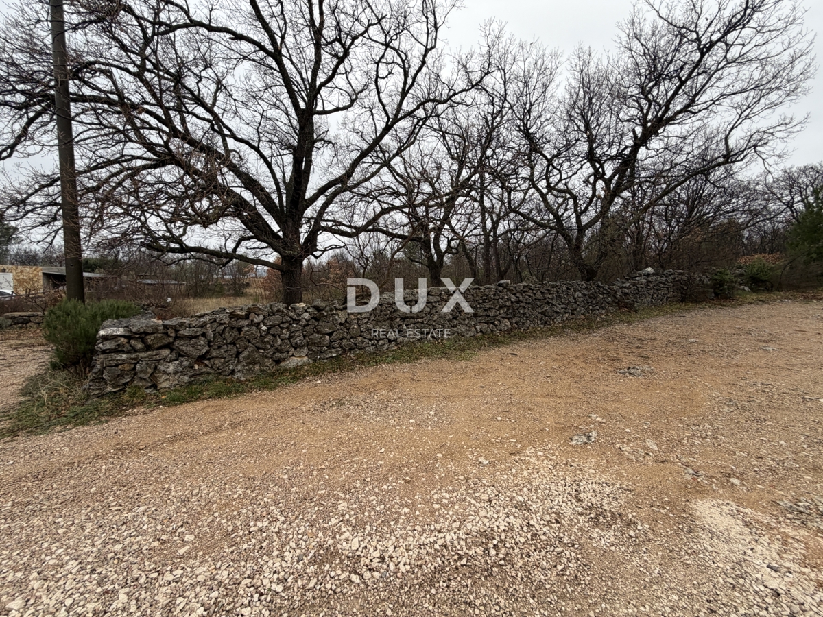 ZADAR, MASLENICA - Gradbeno zemljišče 1260m² - na odlični lokaciji!