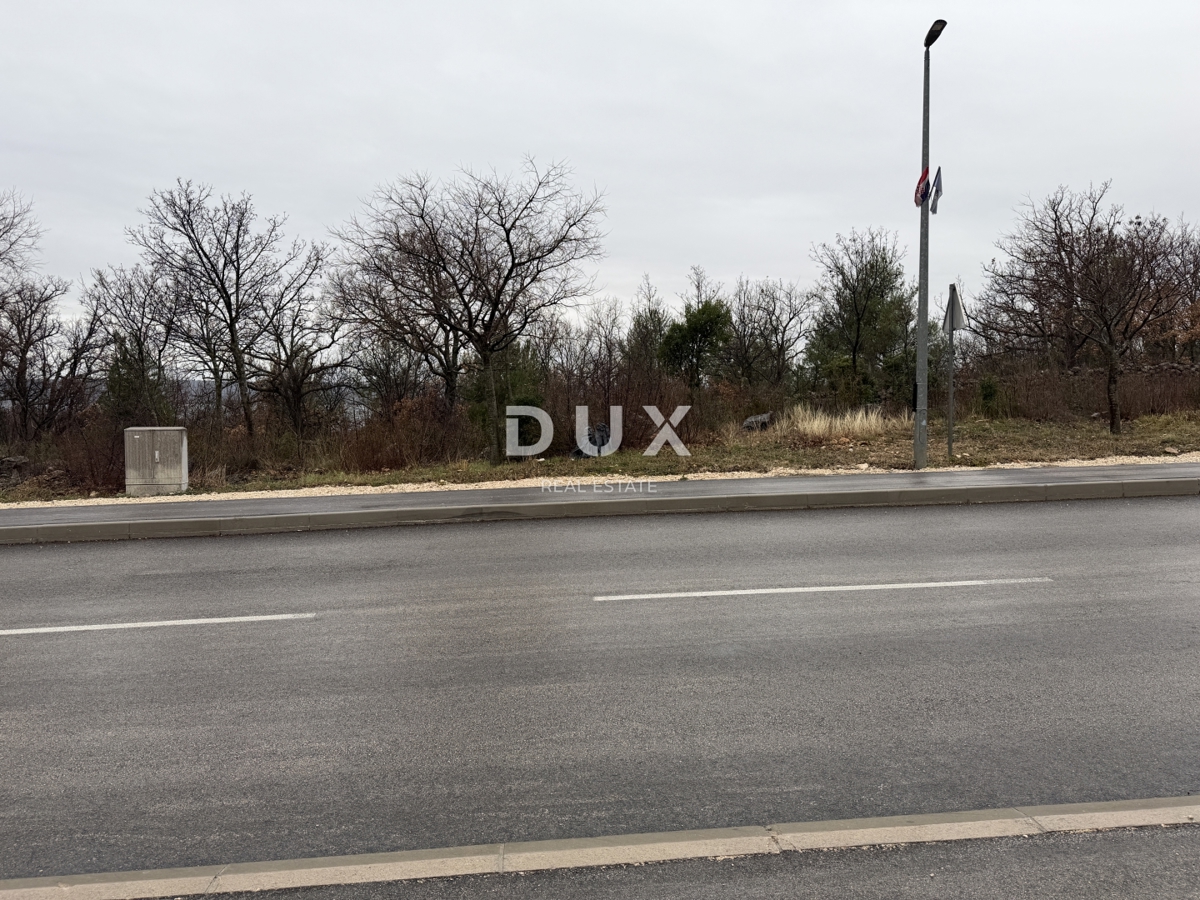 ZADAR, MASLENICA - Gradbeno zemljišče 1260m² - na odlični lokaciji!