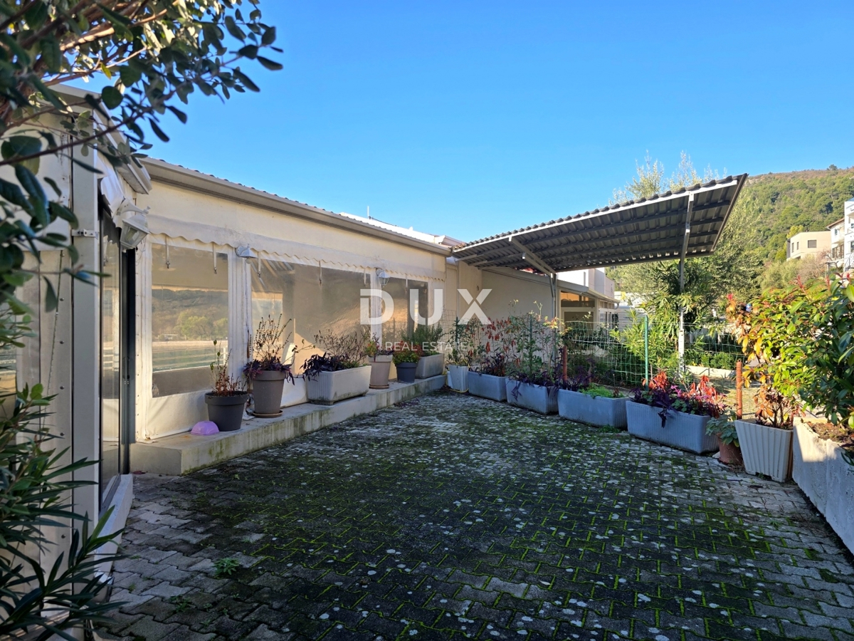 Poslovni prostor Rabac, Labin, 94,88m2