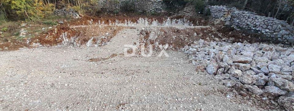 CRIKVENICA - ZEMLJIŠČE S POGLEDOM NA MORJE!!! PRILOŽNOST!!!