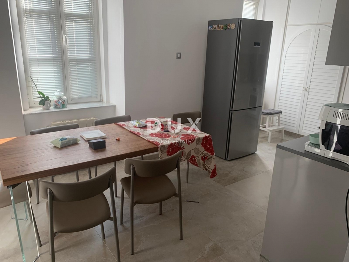 RIJEKA, PEĆINE - Novo prenovljeno 5-sobno stanovanje z balkonom in pogledom na morje