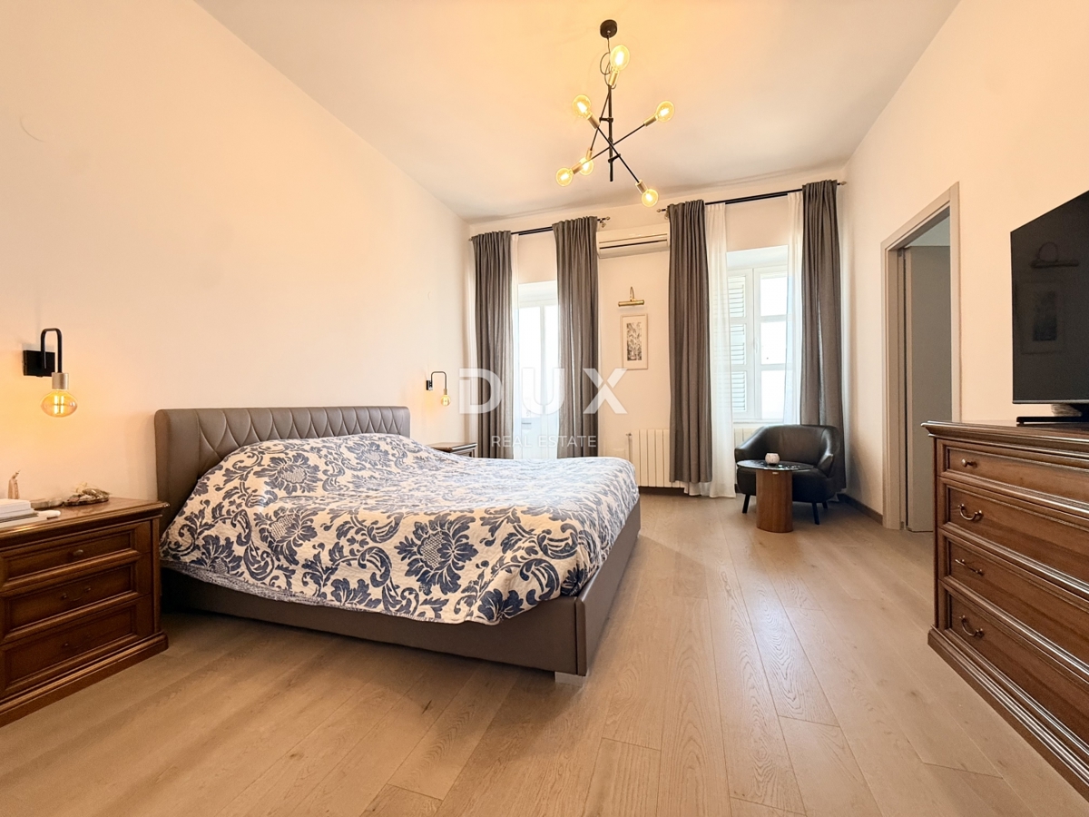 RIJEKA, PEĆINE - Novo prenovljeno 5-sobno stanovanje z balkonom in pogledom na morje