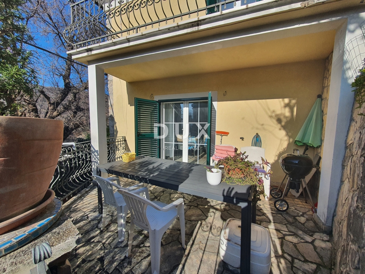 OTOK CRES, BELI - Čudovita samostojna hiša v rustikalnem slogu na odlični lokaciji