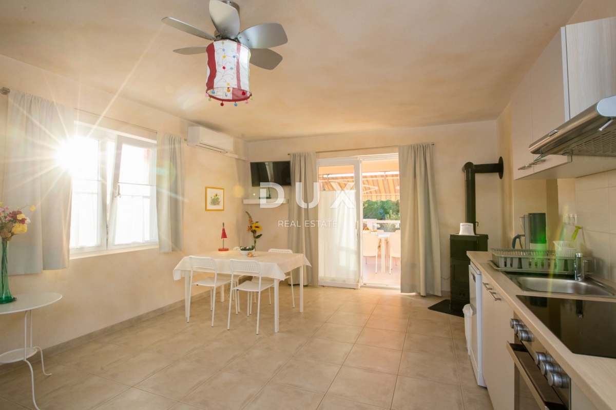 RAB, BARBAT – Ekskluzivna vila s panoramskim razgledom