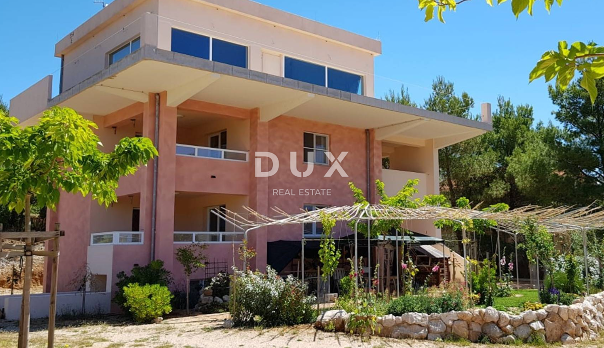 RAB, BARBAT – Ekskluzivna vila s panoramskim razgledom