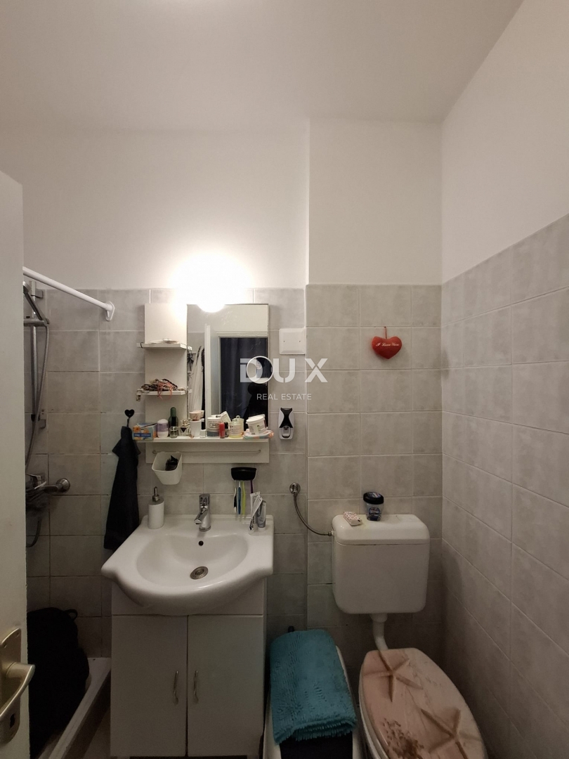 ISTRA, PEROJ - Apartma v centru s pogledom na morje