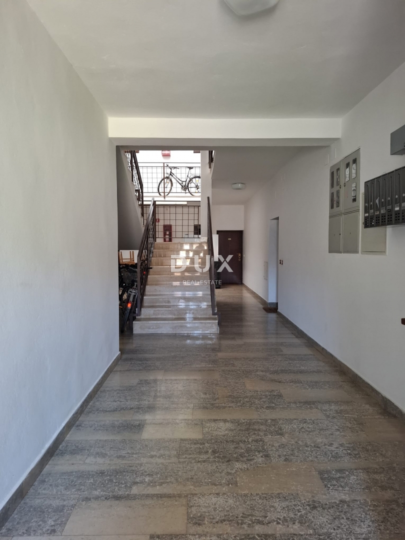 ISTRA, PEROJ - Apartma v centru s pogledom na morje