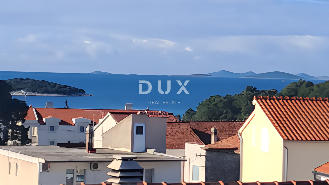 TRIBUNJ, SOVLJA - Apartma s strešno teraso in čudovitim pogledom na morje