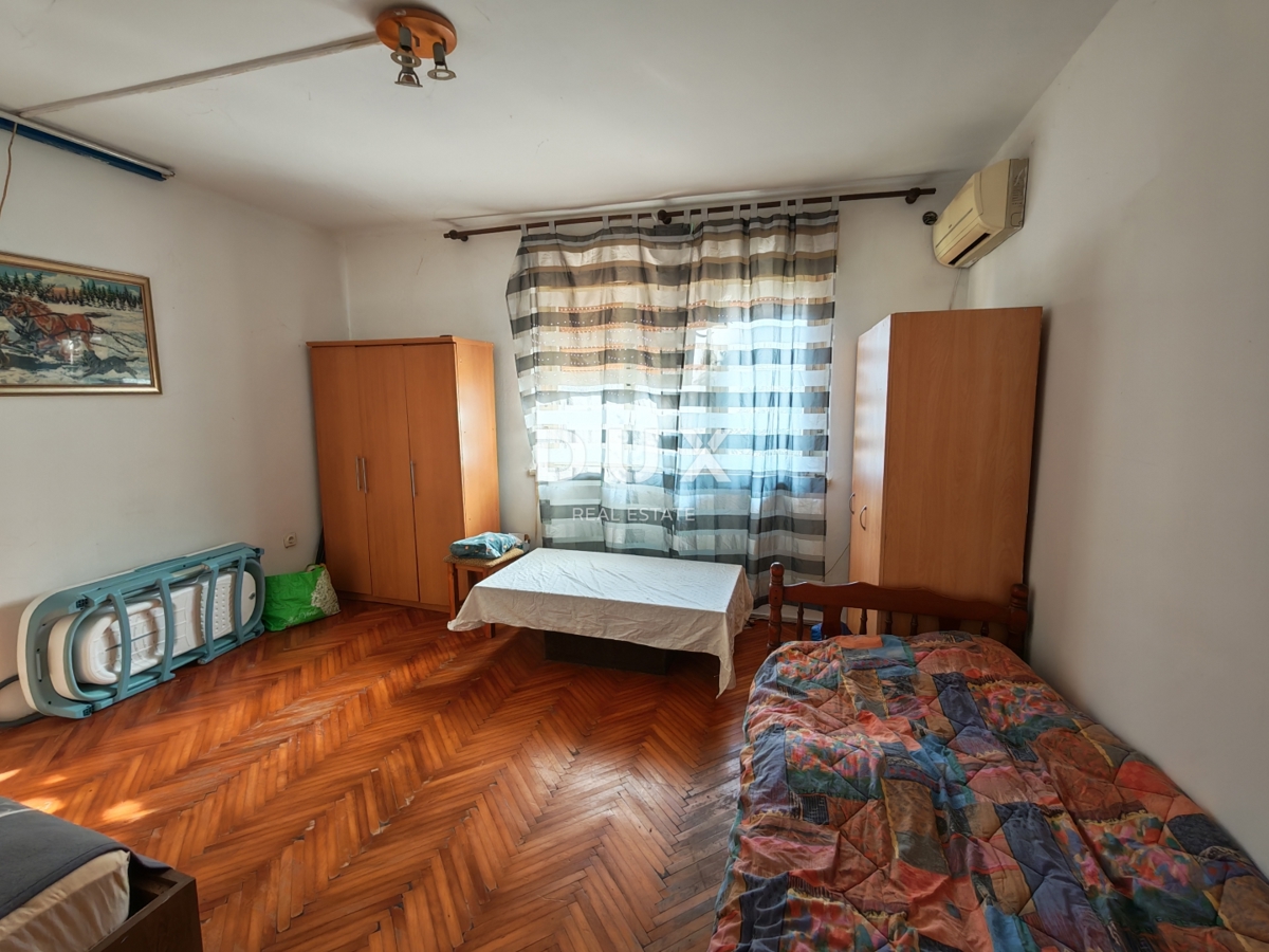 Hiša Nova Veruda, Pula, 300m2