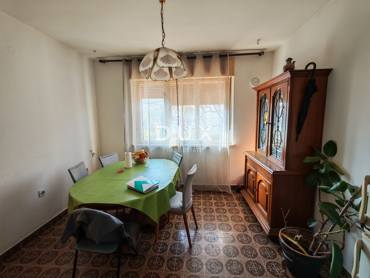 Hiša Nova Veruda, Pula, 300m2